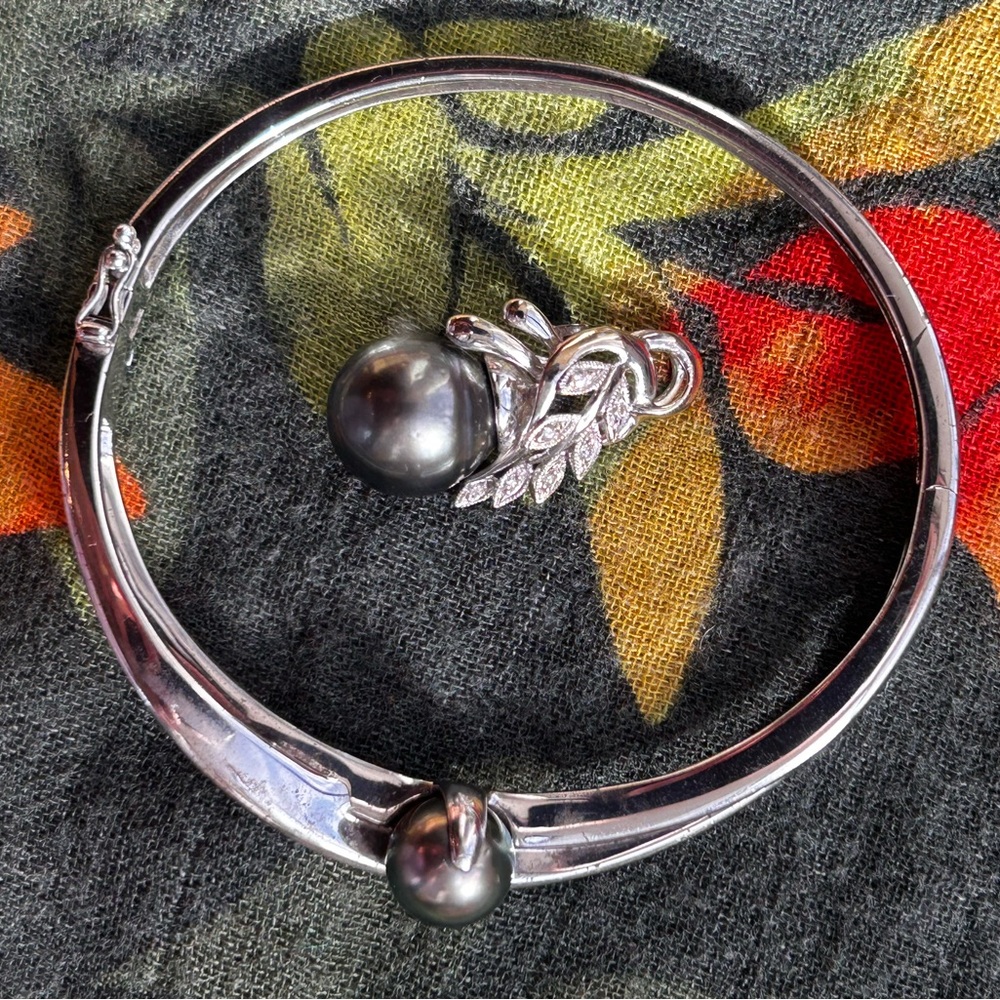 💖 18k 750 diamond Tahitian pearl Pendant and bracelet!